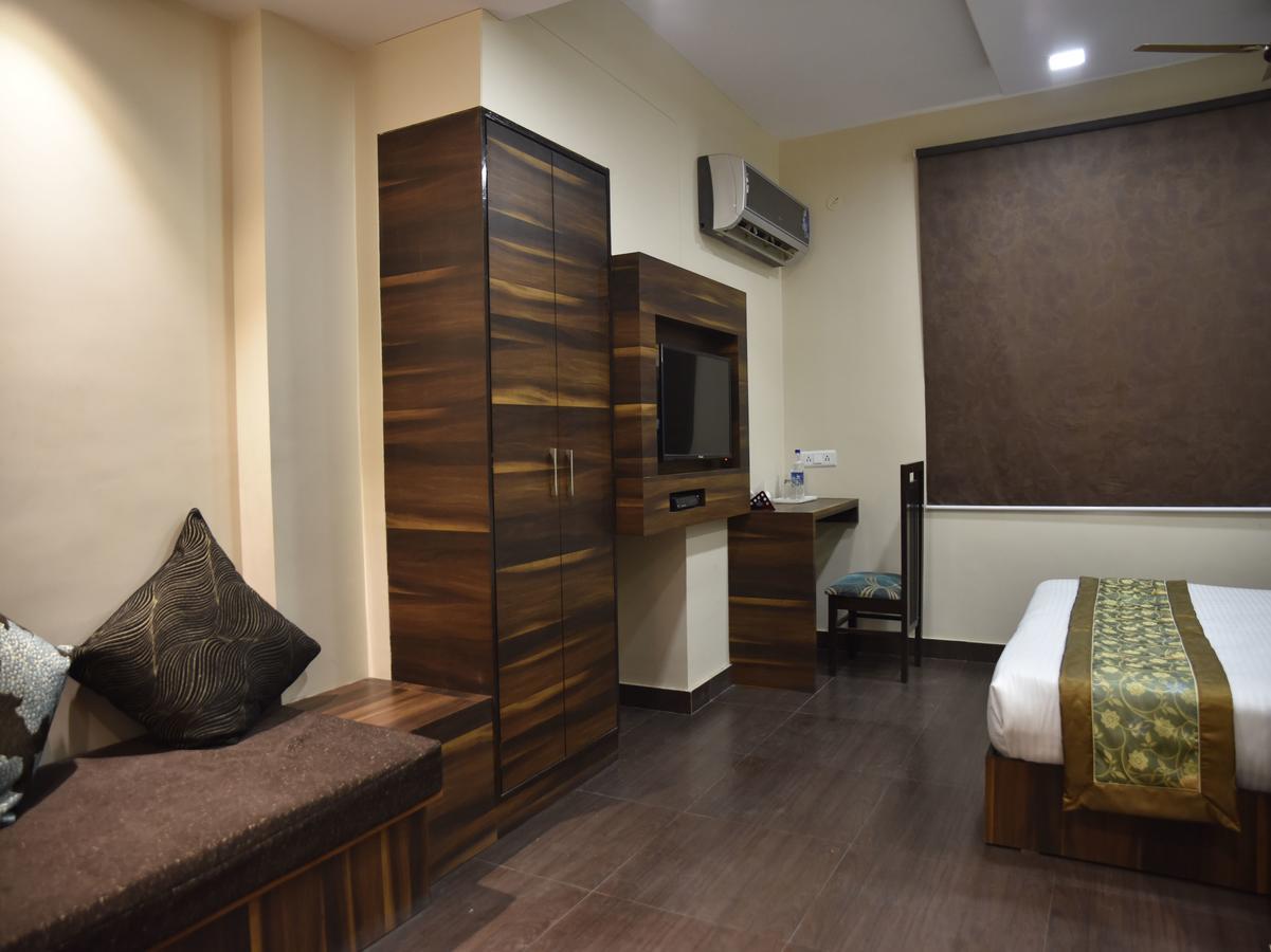 Hotel Rang Mahal Near Jaipur International Airport Εξωτερικό φωτογραφία